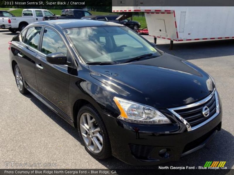 Super Black / Charcoal 2013 Nissan Sentra SR
