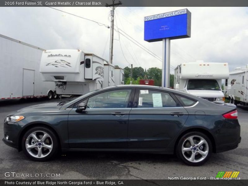 Guard Metallic / Charcoal Black 2016 Ford Fusion SE