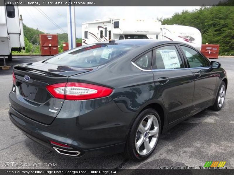Guard Metallic / Charcoal Black 2016 Ford Fusion SE