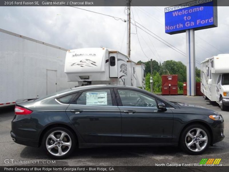 Guard Metallic / Charcoal Black 2016 Ford Fusion SE