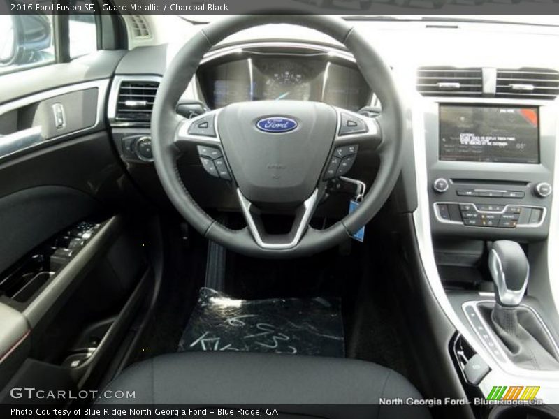 Guard Metallic / Charcoal Black 2016 Ford Fusion SE