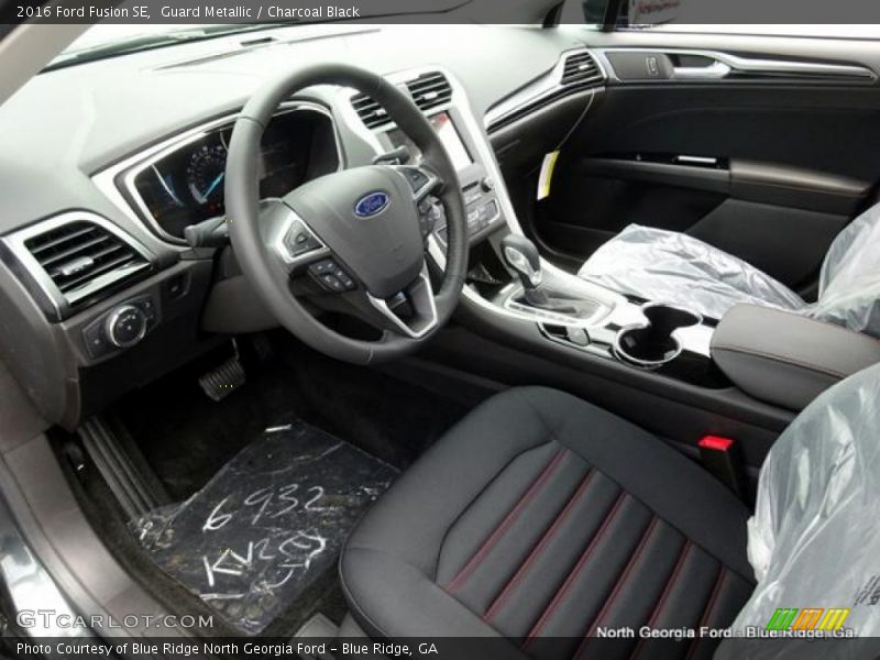 Guard Metallic / Charcoal Black 2016 Ford Fusion SE