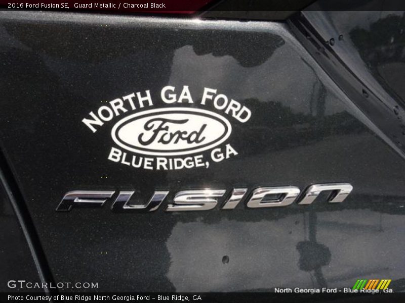 Guard Metallic / Charcoal Black 2016 Ford Fusion SE