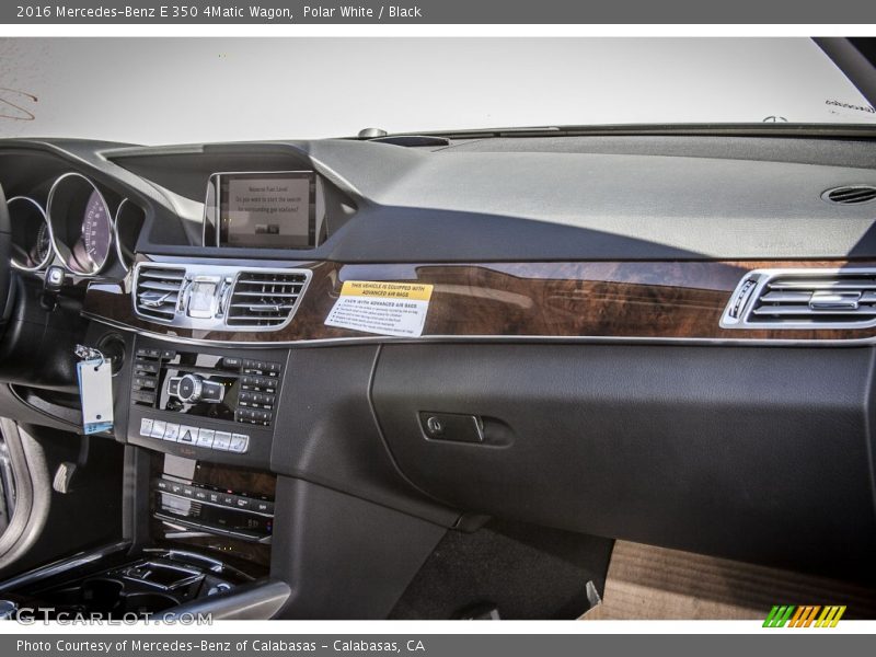 Dashboard of 2016 E 350 4Matic Wagon