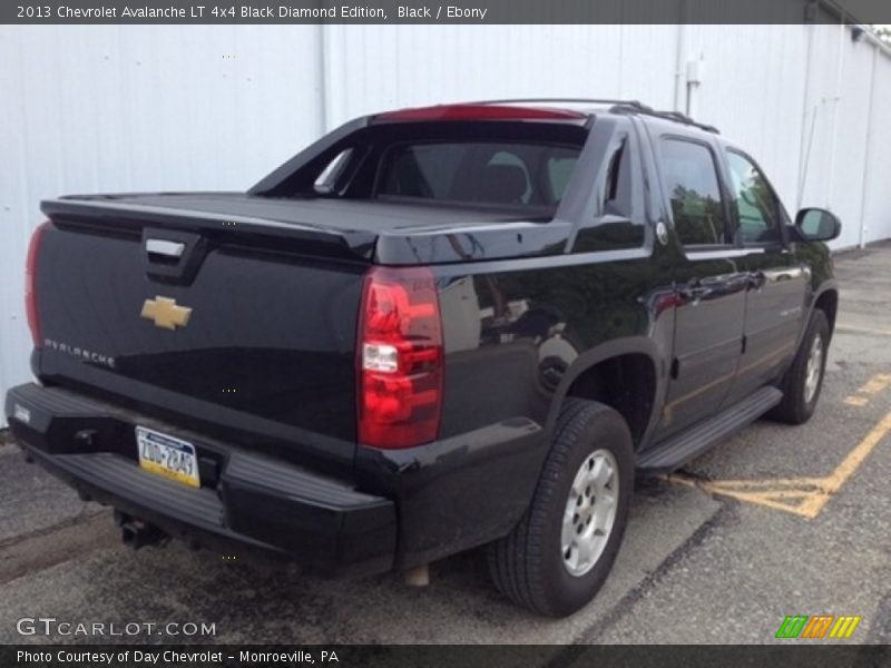 Black / Ebony 2013 Chevrolet Avalanche LT 4x4 Black Diamond Edition