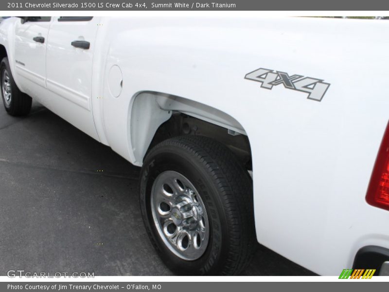 Summit White / Dark Titanium 2011 Chevrolet Silverado 1500 LS Crew Cab 4x4