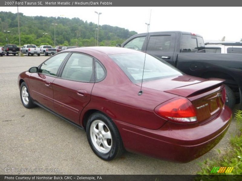 Merlot Metallic / Medium/Dark Pebble 2007 Ford Taurus SE