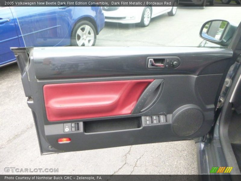 Door Panel of 2005 New Beetle Dark Flint Edition Convertible
