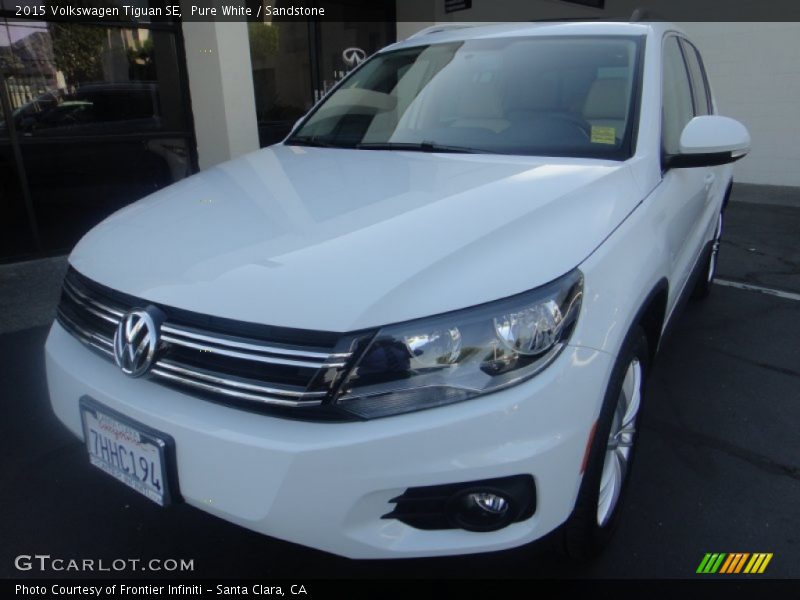 Pure White / Sandstone 2015 Volkswagen Tiguan SE