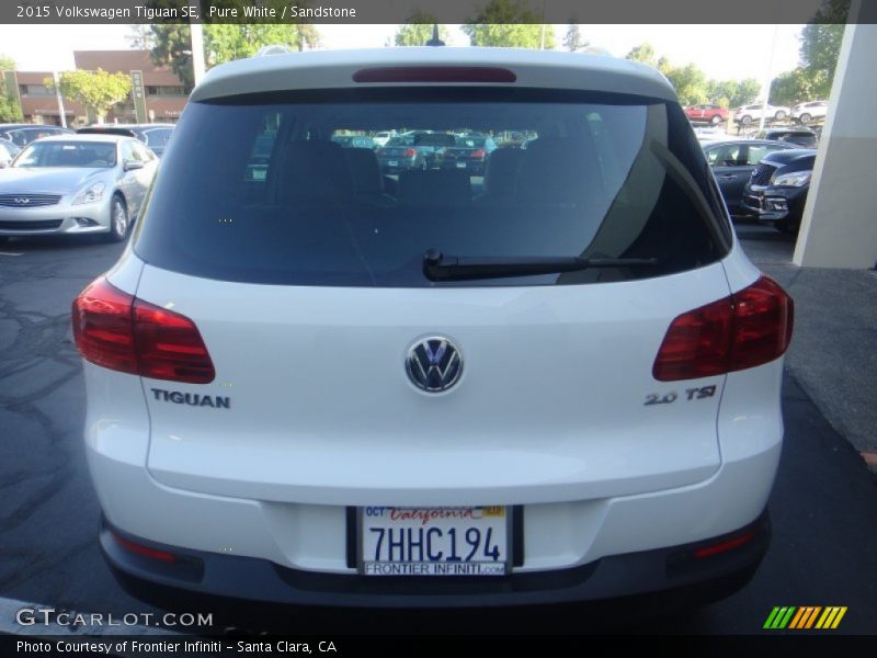 Pure White / Sandstone 2015 Volkswagen Tiguan SE