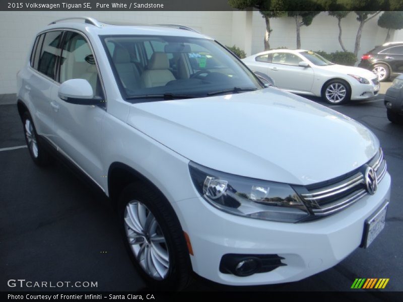 Pure White / Sandstone 2015 Volkswagen Tiguan SE