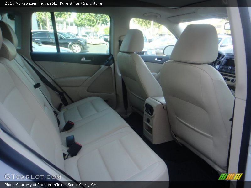 Pure White / Sandstone 2015 Volkswagen Tiguan SE