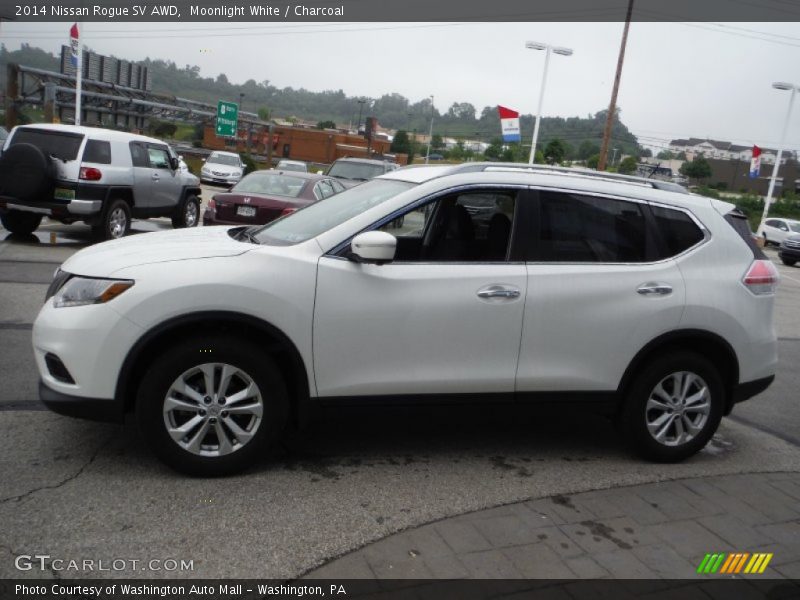 Moonlight White / Charcoal 2014 Nissan Rogue SV AWD