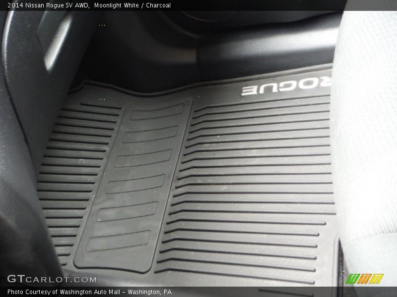 Moonlight White / Charcoal 2014 Nissan Rogue SV AWD