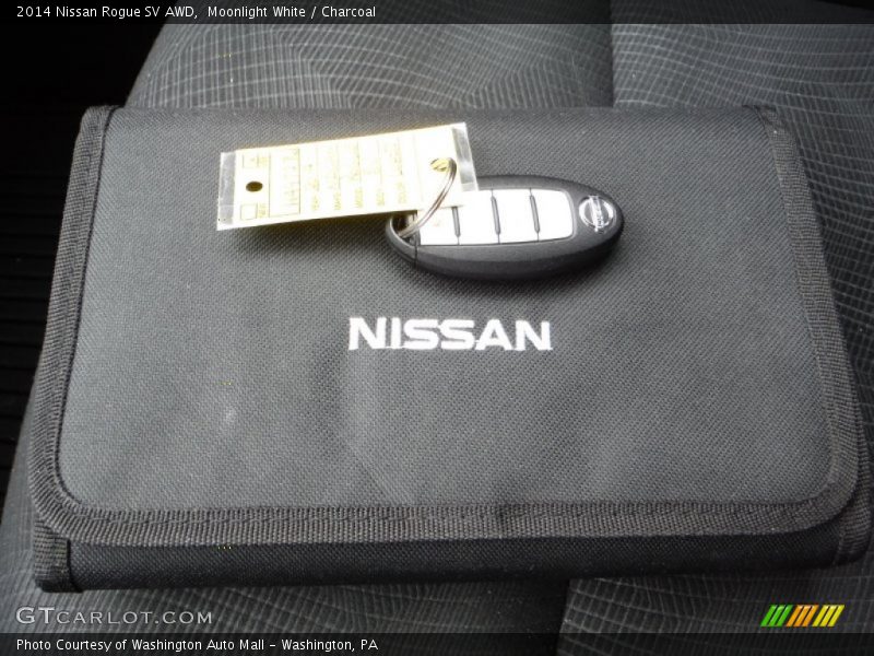 Moonlight White / Charcoal 2014 Nissan Rogue SV AWD