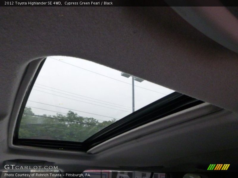 Cypress Green Pearl / Black 2012 Toyota Highlander SE 4WD
