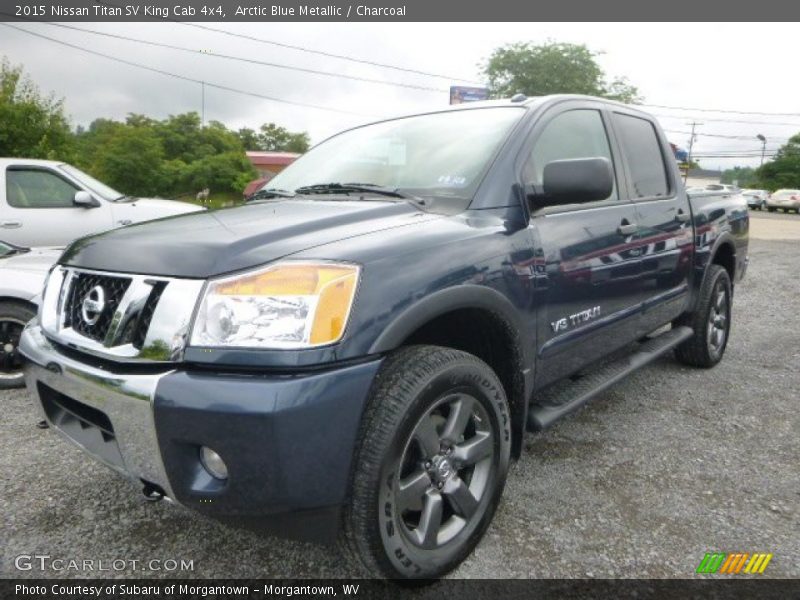 Front 3/4 View of 2015 Titan SV King Cab 4x4