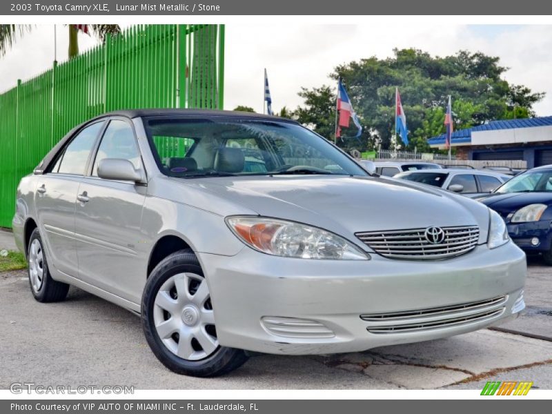 Lunar Mist Metallic / Stone 2003 Toyota Camry XLE