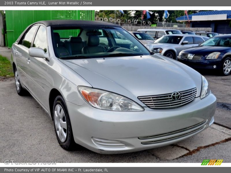 Lunar Mist Metallic / Stone 2003 Toyota Camry XLE