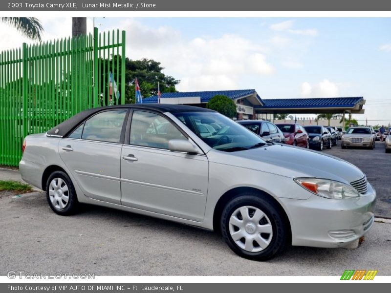 Lunar Mist Metallic / Stone 2003 Toyota Camry XLE