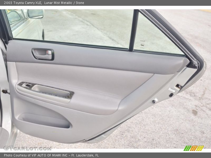 Lunar Mist Metallic / Stone 2003 Toyota Camry XLE
