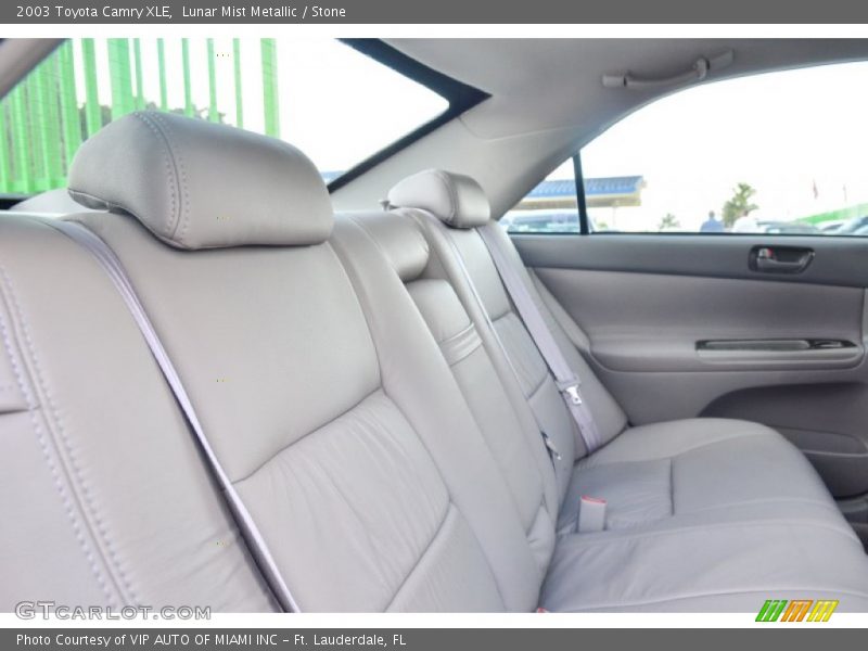 Lunar Mist Metallic / Stone 2003 Toyota Camry XLE