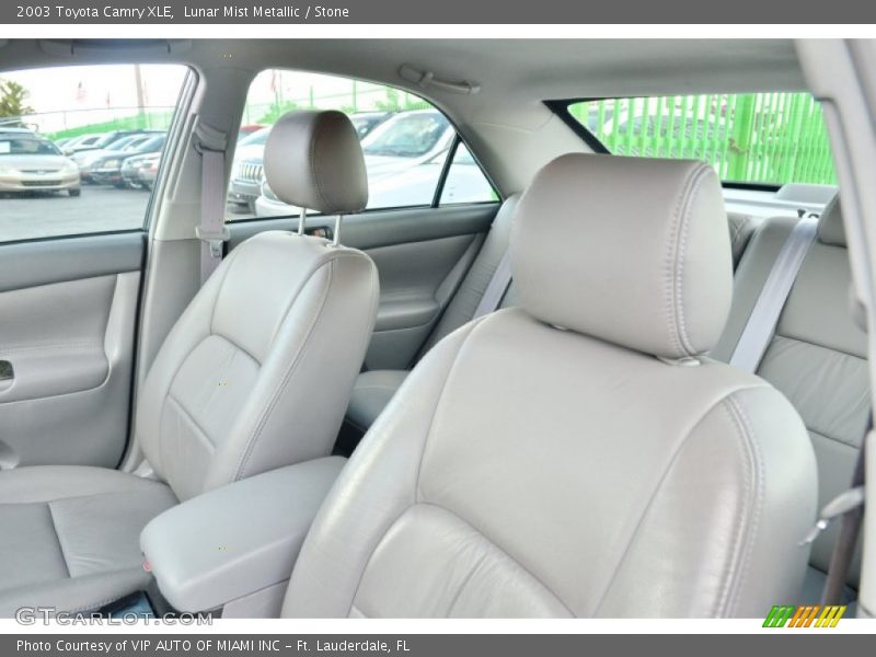 Lunar Mist Metallic / Stone 2003 Toyota Camry XLE