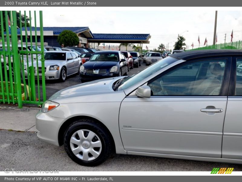 Lunar Mist Metallic / Stone 2003 Toyota Camry XLE