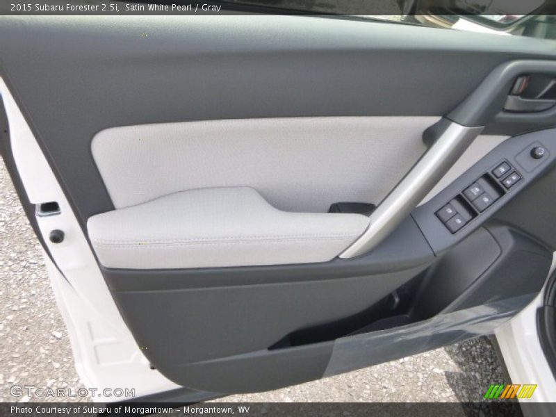Satin White Pearl / Gray 2015 Subaru Forester 2.5i