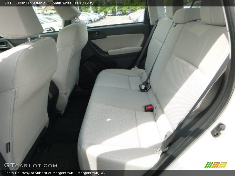 Satin White Pearl / Gray 2015 Subaru Forester 2.5i