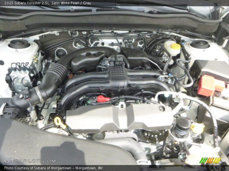 Satin White Pearl / Gray 2015 Subaru Forester 2.5i