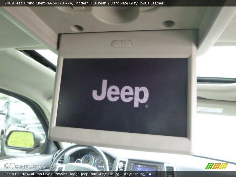 Entertainment System of 2009 Grand Cherokee SRT-8 4x4