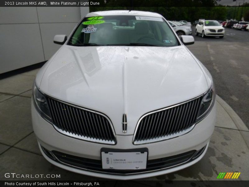 White Platinum / Light Dune 2013 Lincoln MKS AWD