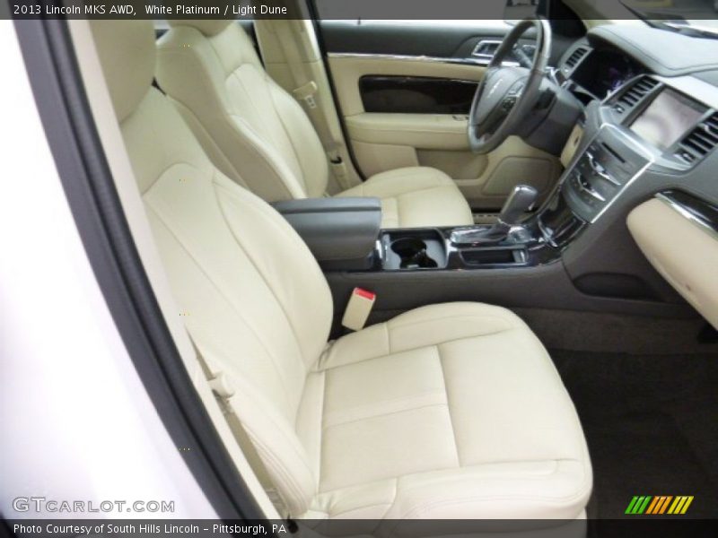 White Platinum / Light Dune 2013 Lincoln MKS AWD