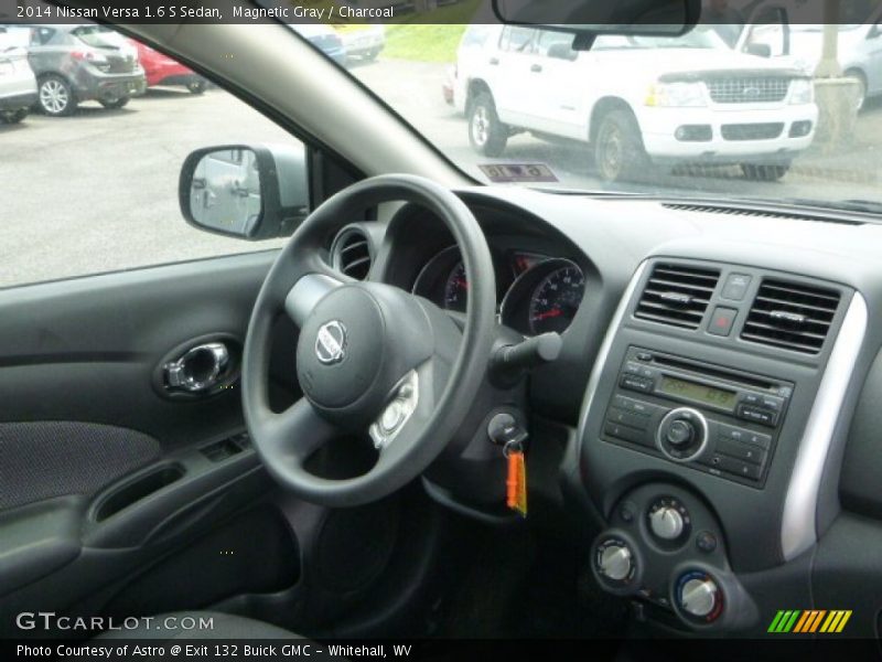 Magnetic Gray / Charcoal 2014 Nissan Versa 1.6 S Sedan