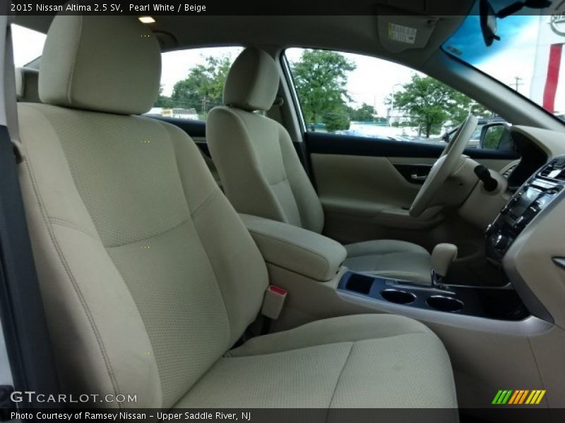 Pearl White / Beige 2015 Nissan Altima 2.5 SV