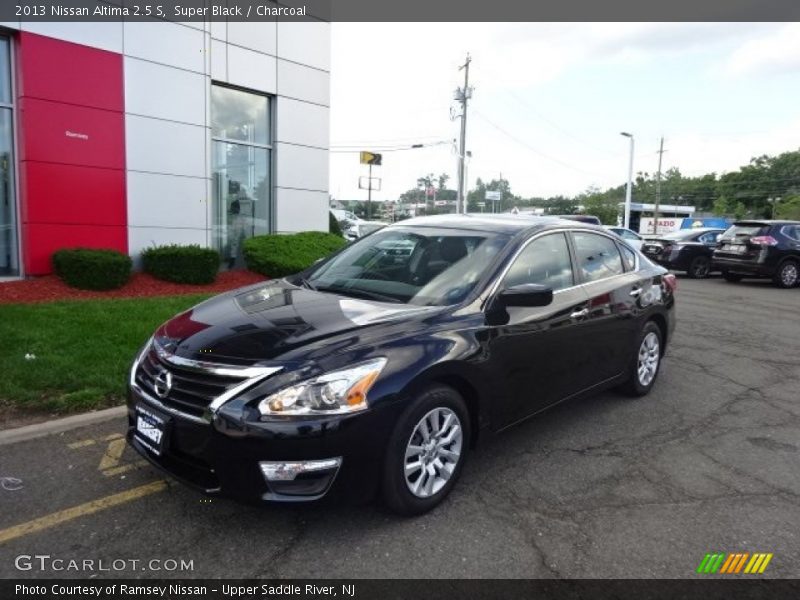 Super Black / Charcoal 2013 Nissan Altima 2.5 S