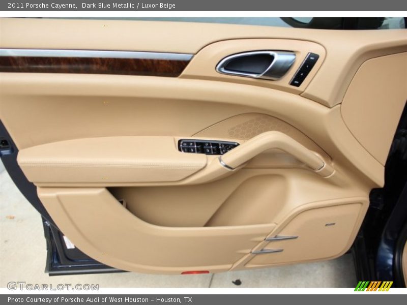 Dark Blue Metallic / Luxor Beige 2011 Porsche Cayenne