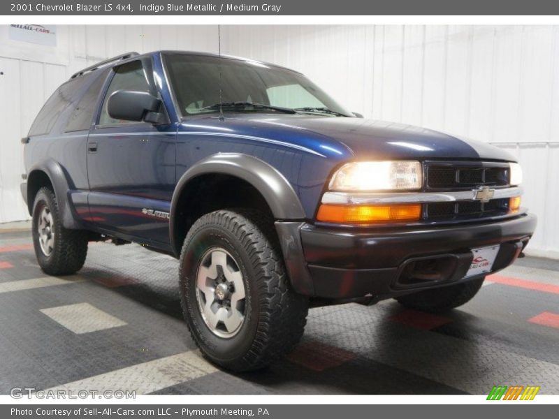 Indigo Blue Metallic / Medium Gray 2001 Chevrolet Blazer LS 4x4