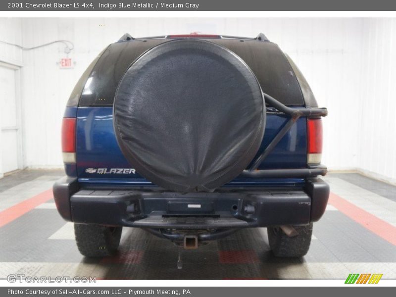 Indigo Blue Metallic / Medium Gray 2001 Chevrolet Blazer LS 4x4
