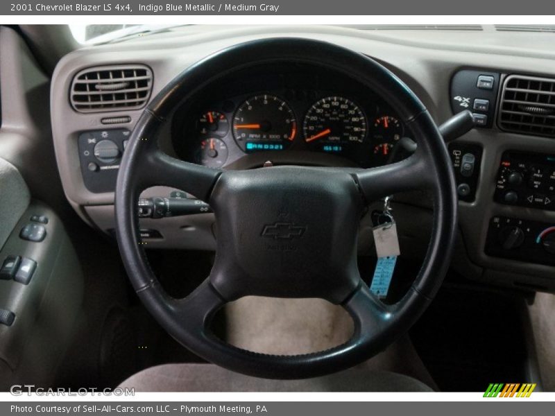 Indigo Blue Metallic / Medium Gray 2001 Chevrolet Blazer LS 4x4