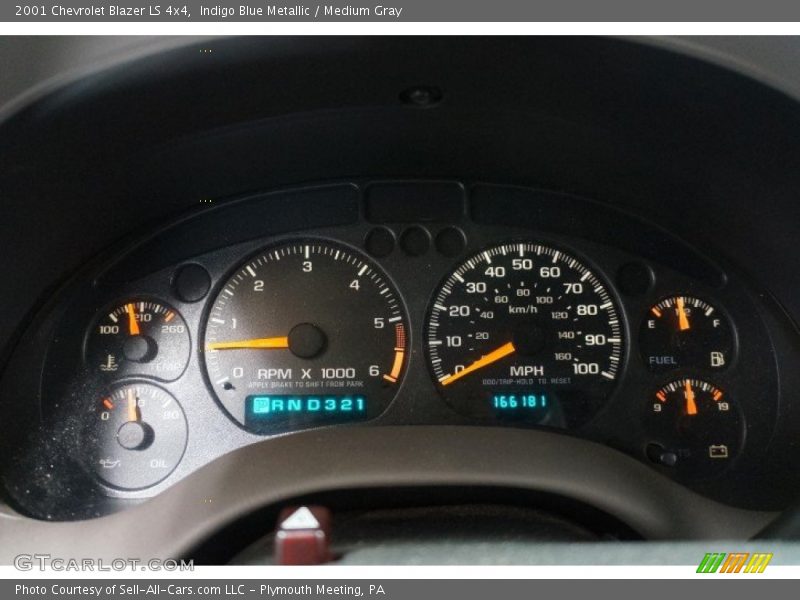 Indigo Blue Metallic / Medium Gray 2001 Chevrolet Blazer LS 4x4