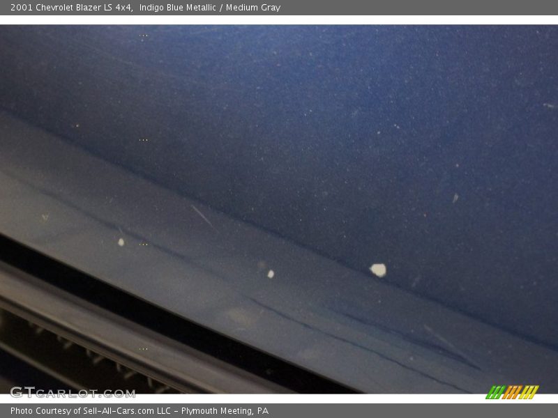 Indigo Blue Metallic / Medium Gray 2001 Chevrolet Blazer LS 4x4
