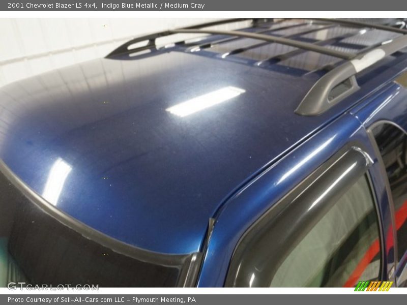 Indigo Blue Metallic / Medium Gray 2001 Chevrolet Blazer LS 4x4