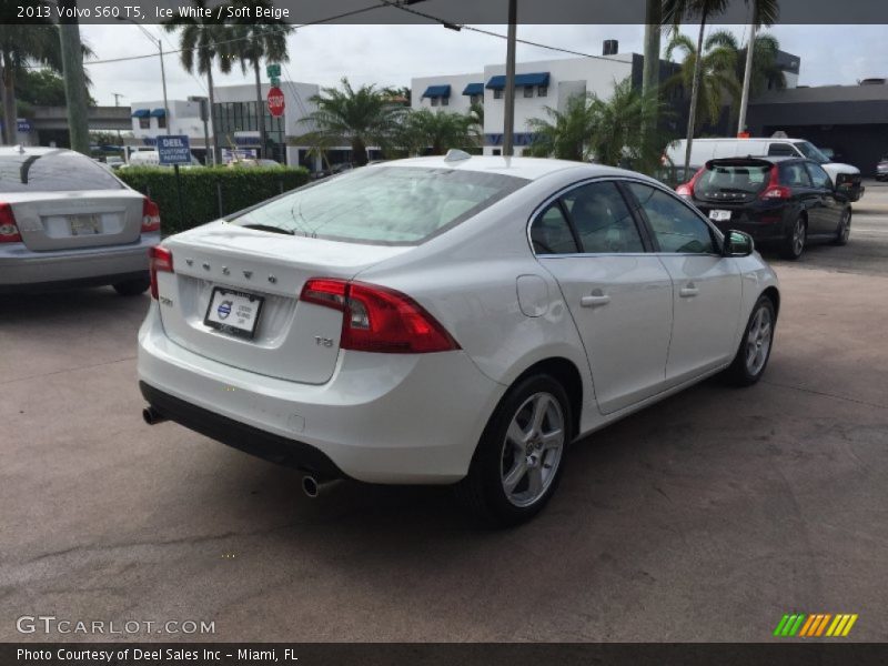 Ice White / Soft Beige 2013 Volvo S60 T5