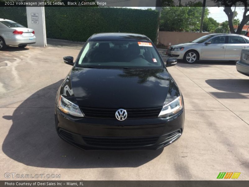 Black / Cornsilk Beige 2012 Volkswagen Jetta SE Sedan