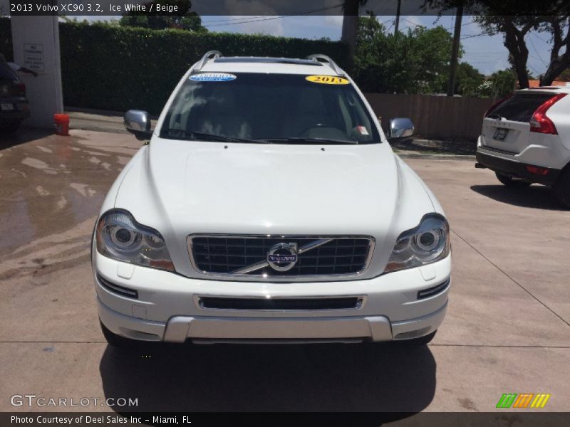 Ice White / Beige 2013 Volvo XC90 3.2