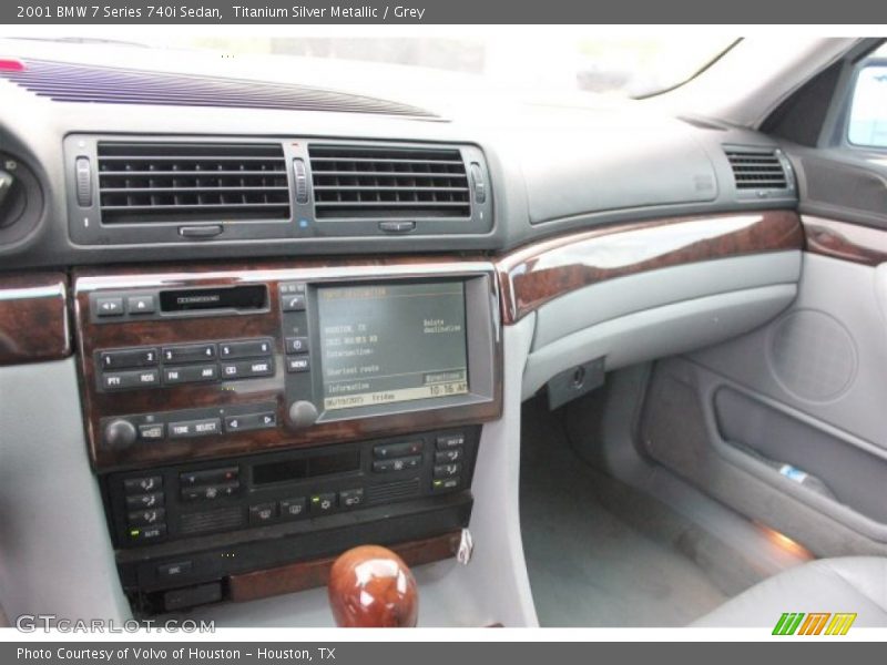 Titanium Silver Metallic / Grey 2001 BMW 7 Series 740i Sedan