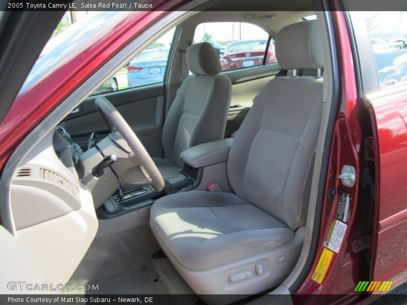 Salsa Red Pearl / Taupe 2005 Toyota Camry LE