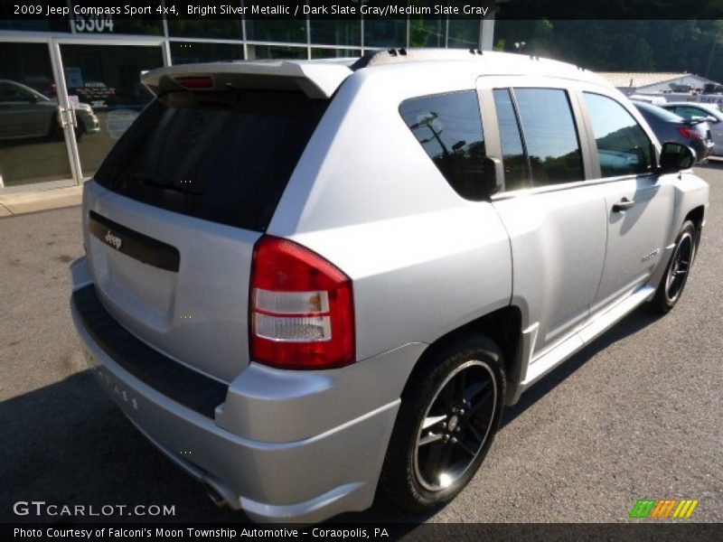 Bright Silver Metallic / Dark Slate Gray/Medium Slate Gray 2009 Jeep Compass Sport 4x4